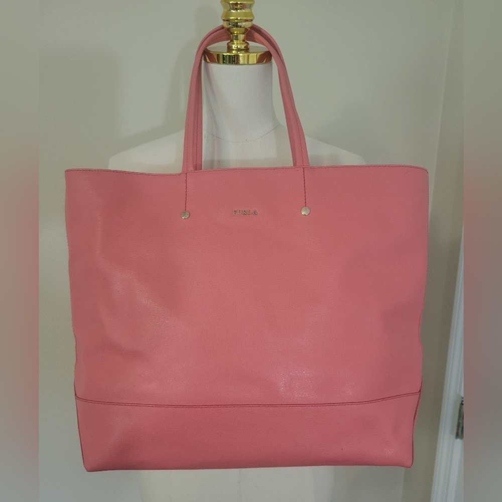 FURLA Pink Saffiano Leather Large Tote Bag Beach Vacation Travel Bubblegum Barbi